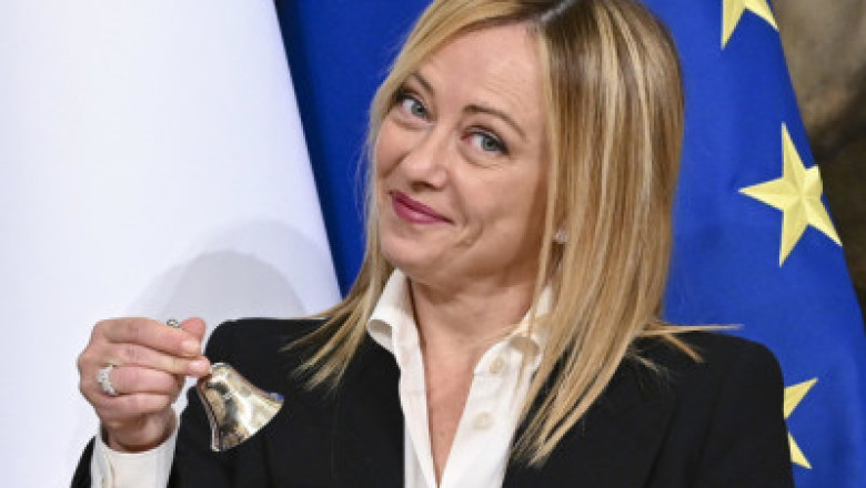 Lahutamatu side: Itaalia peaminister Meloni vestleb telefonitsi paavst Leo XIV-ga