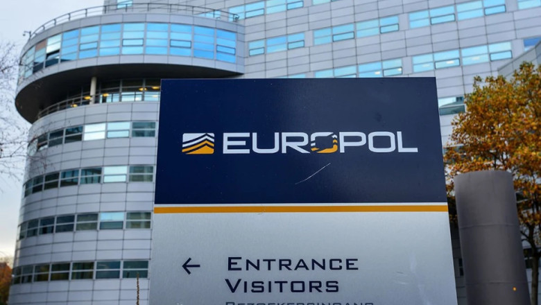 Europol viis läbi ulatusliku operatsiooni Venemaa-meelse häkkerivõrgustiku vastu